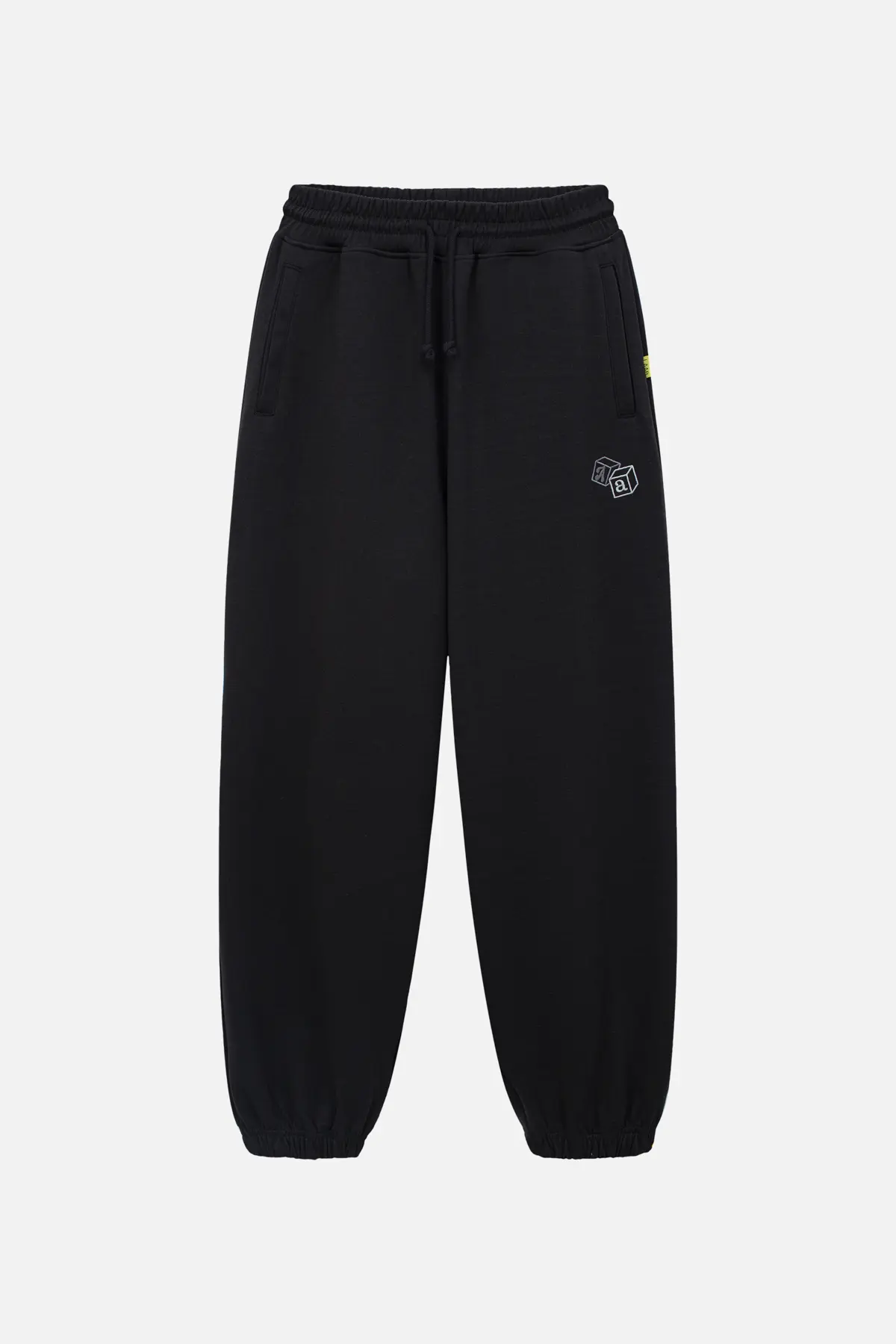 Quần nỉ jogger thêu logo AA INF12