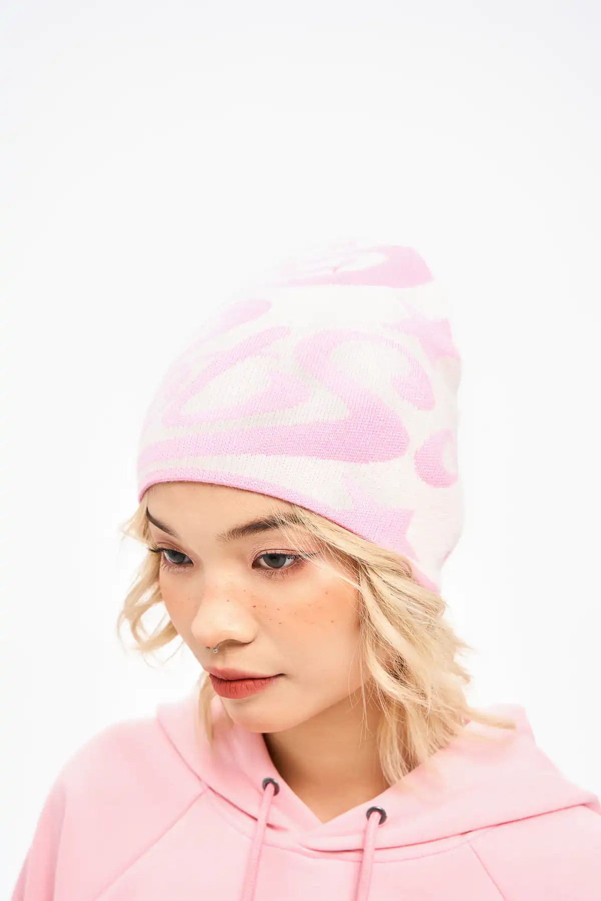Mũ len beanie Lotso
