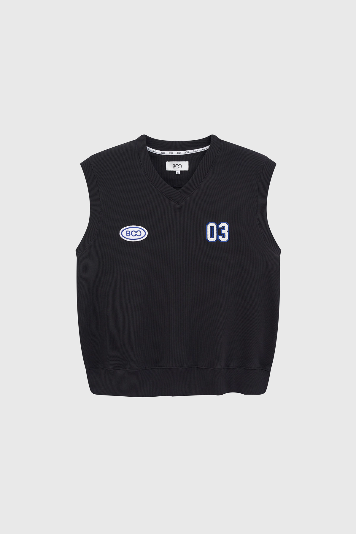 Áo gile oversized rib đính patch ESS